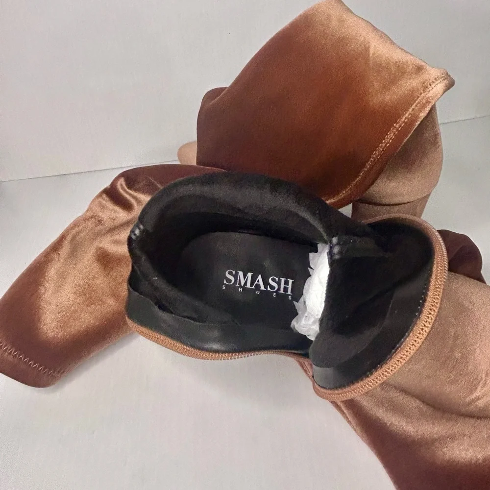 👢Smash NIB “Malia Over the Knee” Chic Velvet Boots in Nude Color